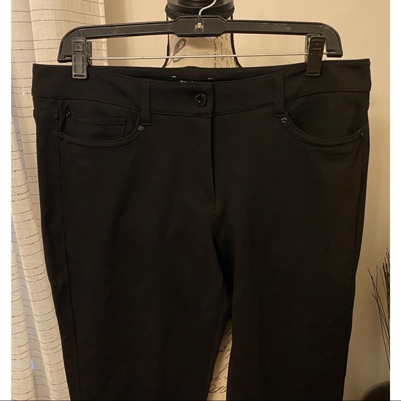 White House Black Market Black Pants Size 8R - Picture 2 of 6
